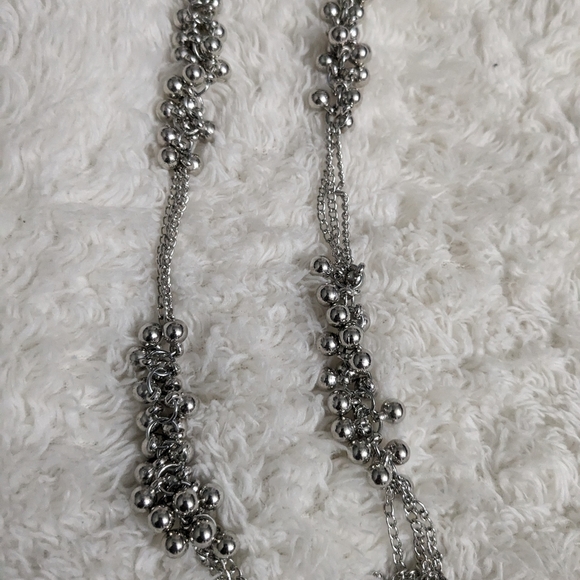 Sliver Beaded Necklace. NWT. - Picture 4 of 6